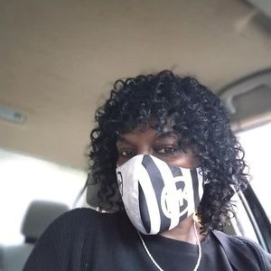 Meet your Posher, Jeanette